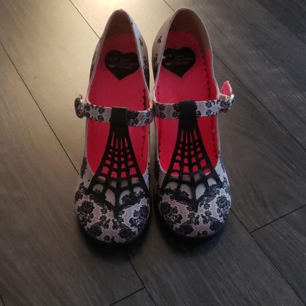 (Hot Chocolate brand) Spider Web heels